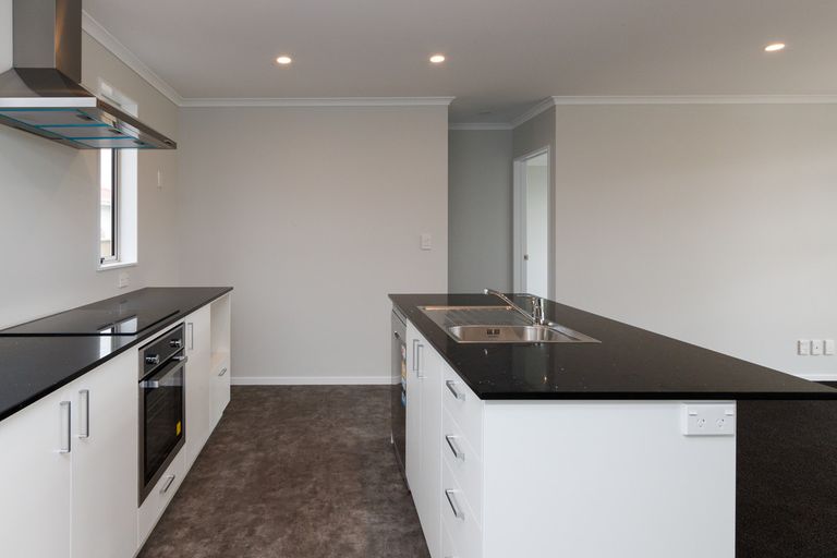 Photo of property in 4 Flint Street, Milson, Palmerston North, 4414