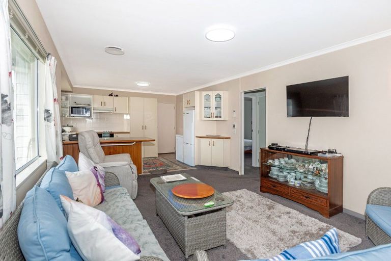 Photo of property in 6/690 Gladstone Road, Te Hapara, Gisborne, 4010