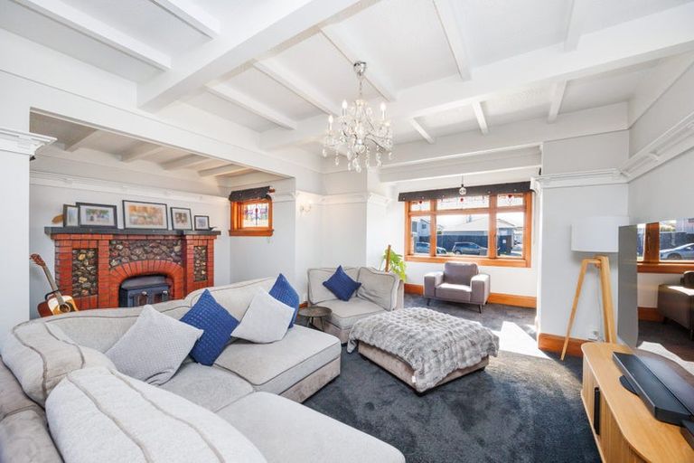 Photo of property in 116 Heretaunga Street, Palmerston North, 4414