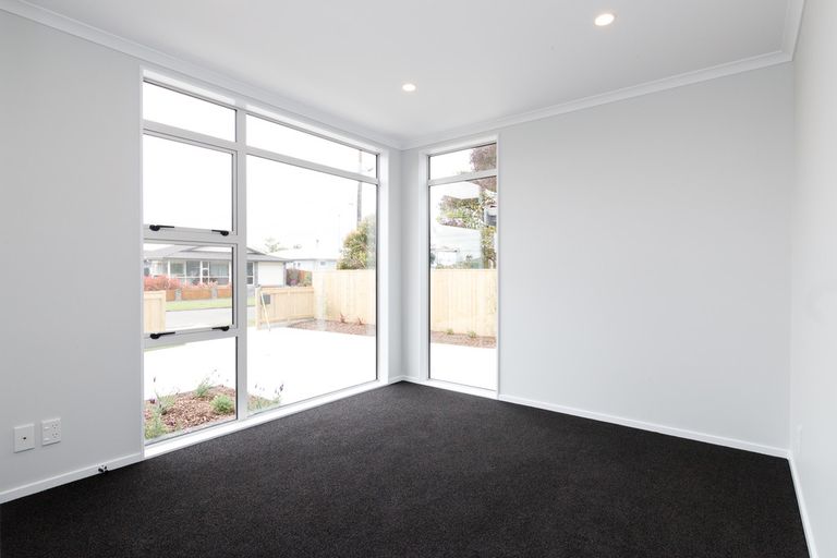 Photo of property in 4 Flint Street, Milson, Palmerston North, 4414