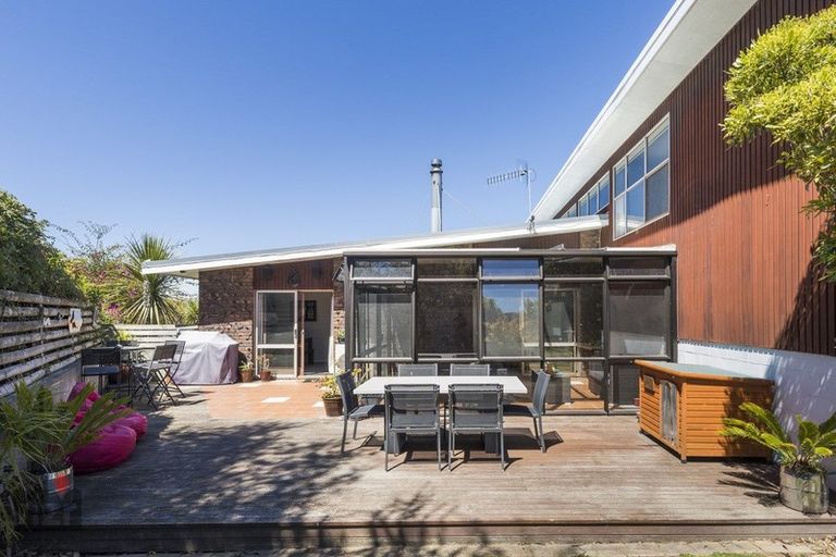 Photo of property in 32 Shelton Place, Feilding, 4702