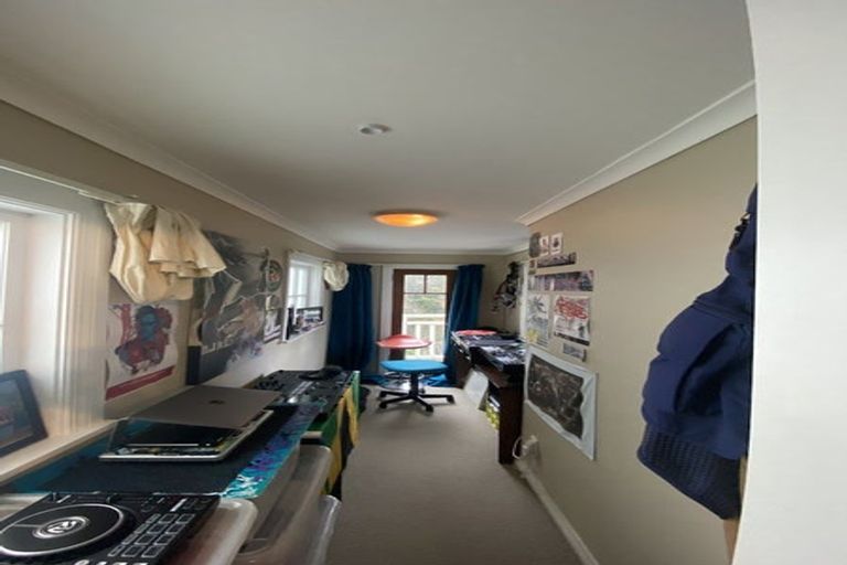 Photo of property in 138 Russell Terrace, Berhampore, Wellington, 6023