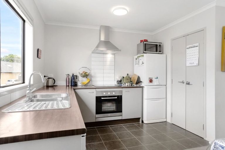 Photo of property in St Claire Village, 12/172 Mcleod Road, Te Atatu South, Auckland, 0610