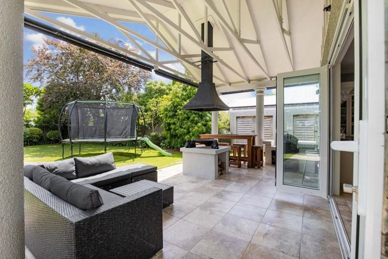 Photo of property in 6 Carlton Avenue, Palmerston North, 4414