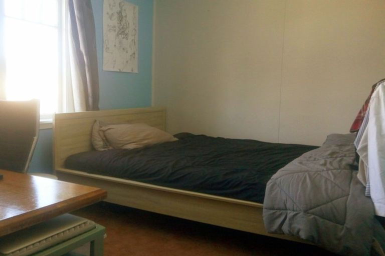 Photo of property in 13 Hall Street, Newtown, Wellington, 6021