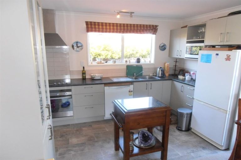 Photo of property in 18 Heaphy Place, Casebrook, Christchurch, 8051