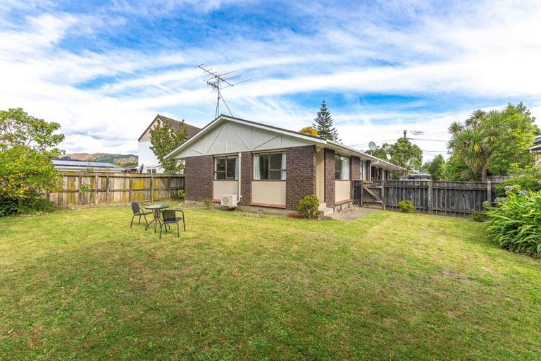 Photo of property in 2/259 Te Moana Road, Waikanae, 5036