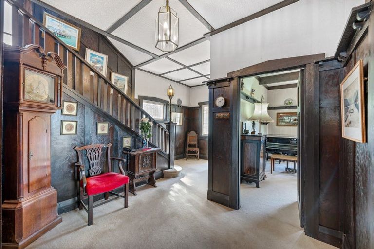 Photo of property in 3 Cambridge Terrace, Devonport, Auckland, 0624