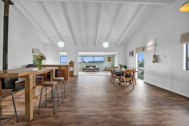 Photo of property in 57 Queens Road, Glen Avon, New Plymouth, 4312