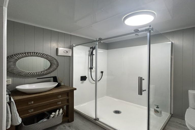 Photo of property in Avon Flats, 4/217 The Terrace, Wellington Central, Wellington, 6011