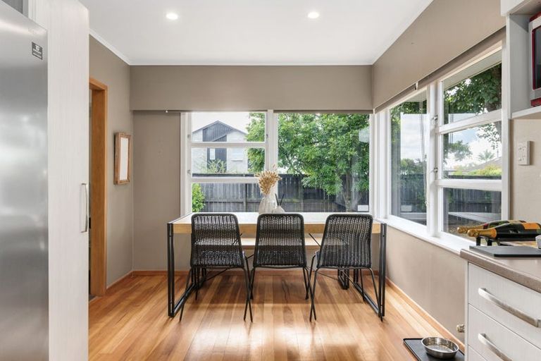 Photo of property in 1 Seifert Street, Forest Lake, Hamilton, 3200