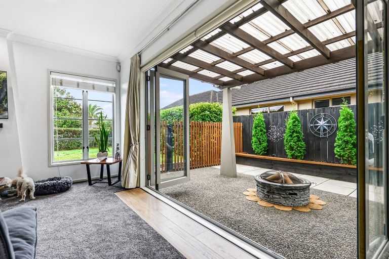 Photo of property in 43 The Esplanade, Huntington, Hamilton, 3210