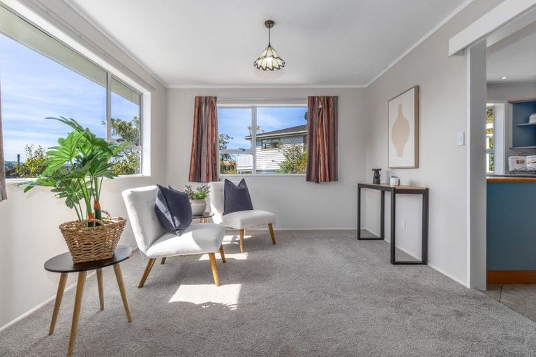 Photo of property in 10 Bosun Terrace, Whitby, Porirua, 5024