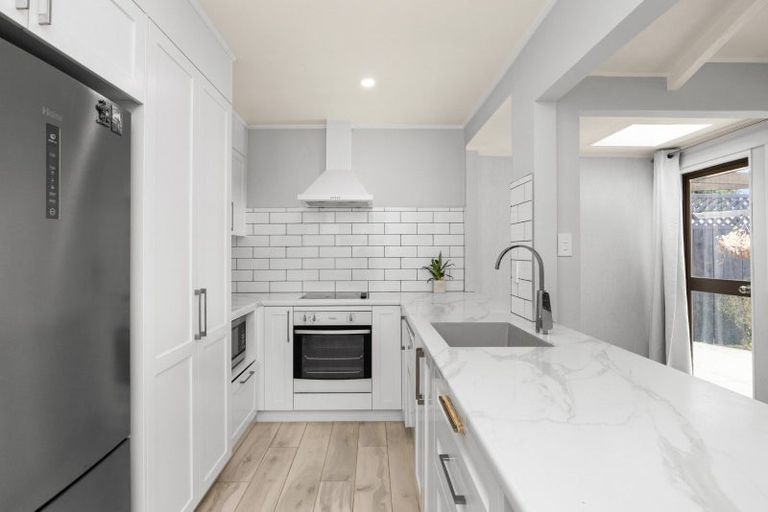 Photo of property in 75a Avondale Road, Taradale, Napier, 4112