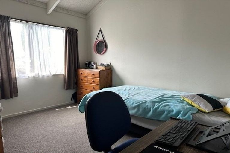 Photo of property in 38a Kaitemako Road, Welcome Bay, Tauranga, 3112