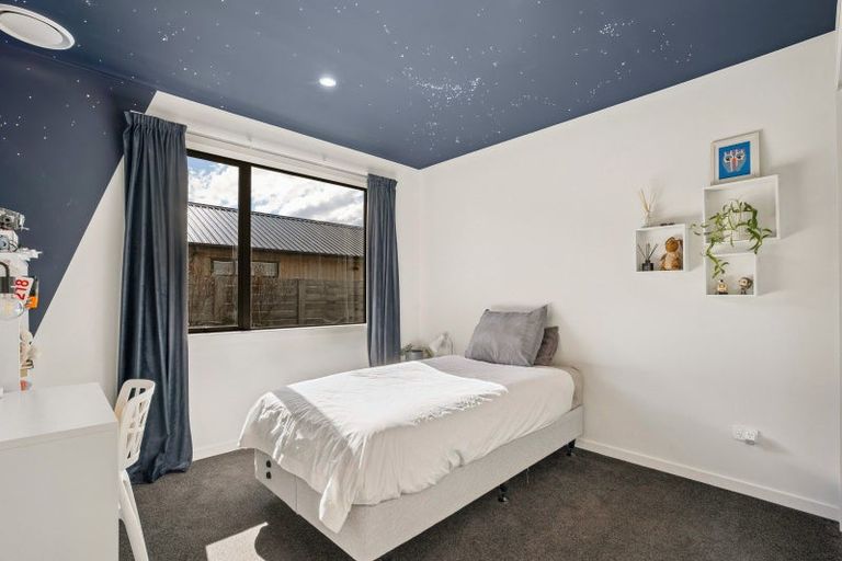 Photo of property in 4 Pounamu Avenue, Albert Town, Wanaka, 9305