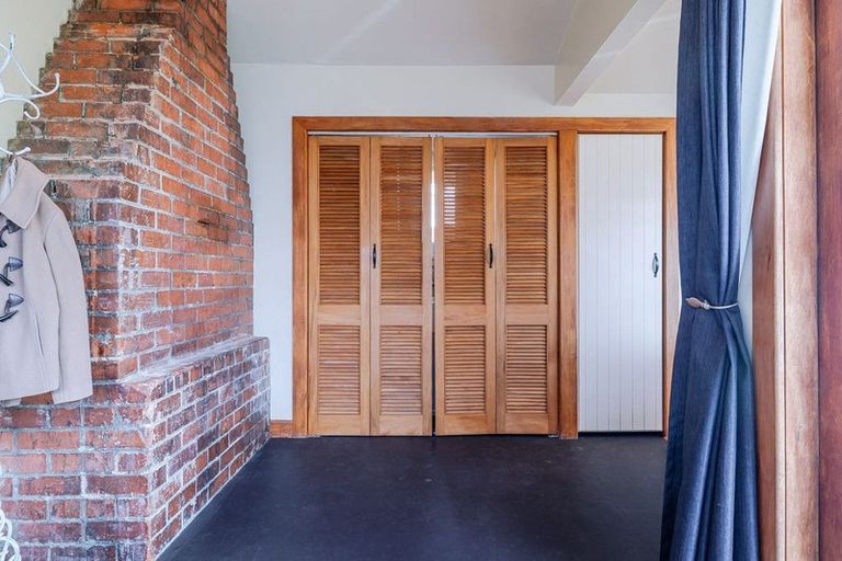 Photo of property in 30 Lombard Street, Palmerston North, 4410