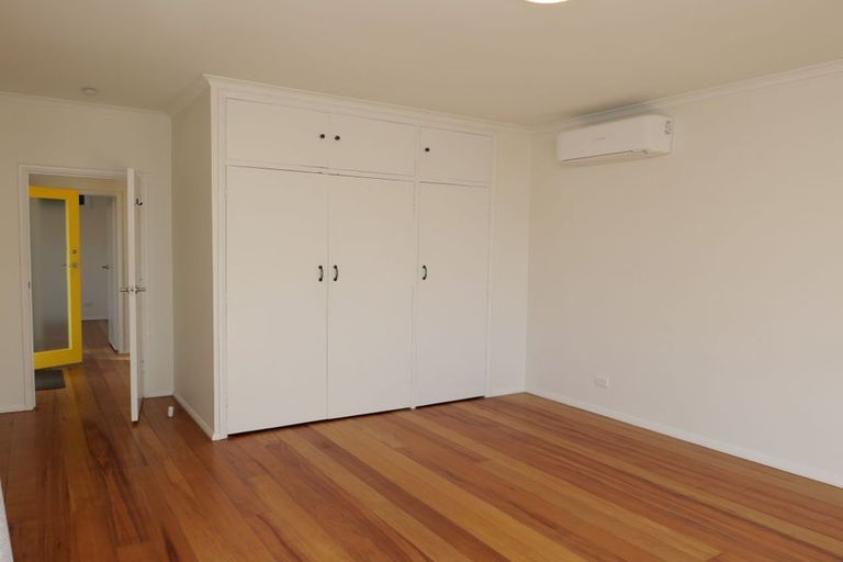 Photo of property in 39 Rangoon Street, Khandallah, Wellington, 6035