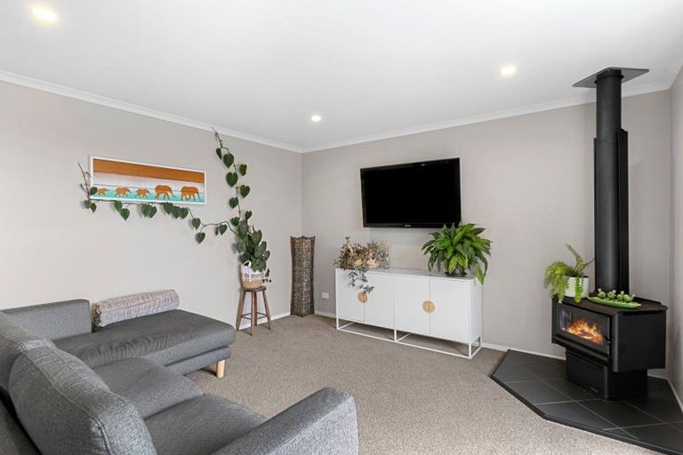Photo of property in 173 Perth Road, Okato, New Plymouth, 4374