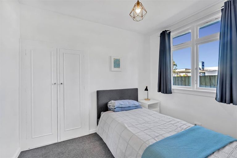 Photo of property in 71 Shirley Road, Shirley, Christchurch, 8013