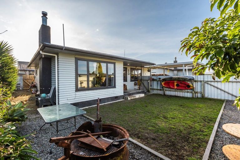 Photo of property in 22 Arthur Hobson Avenue, Pirimai, Napier, 4112