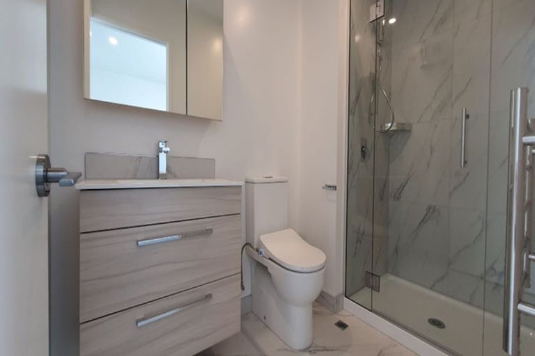 Photo of property in 2/38 Aberdeen Street, Christchurch Central, Christchurch, 8013