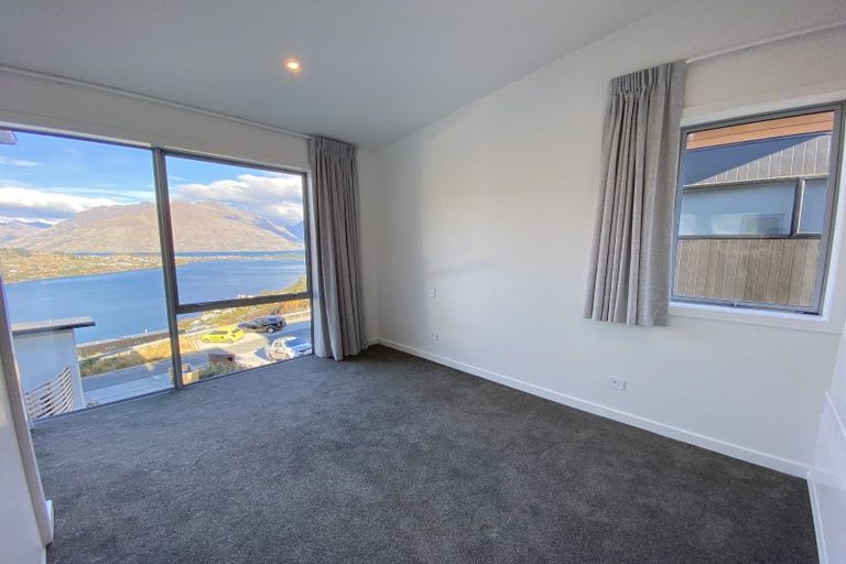 Photo of property in 12b Florence Close, Queenstown Hill, Queenstown, 9300