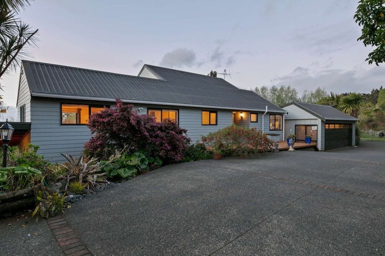 Photo of property in 11 North Way, Titirangi, Auckland, 0604