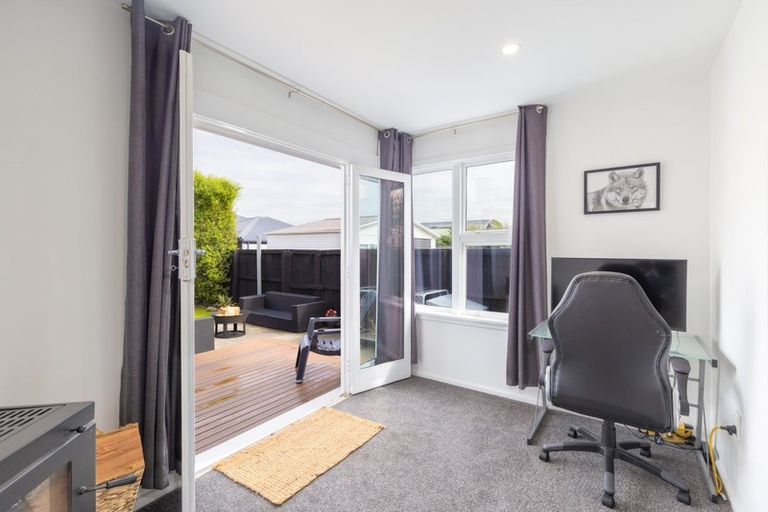 Photo of property in 14 Jocelyn Street, Casebrook, Christchurch, 8051