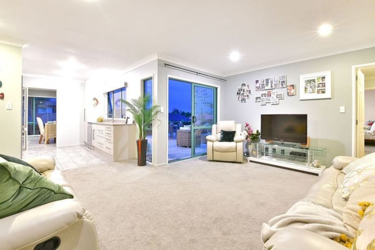 Photo of property in 72 Island View Drive, Gulf Harbour, Whangaparaoa, 0930