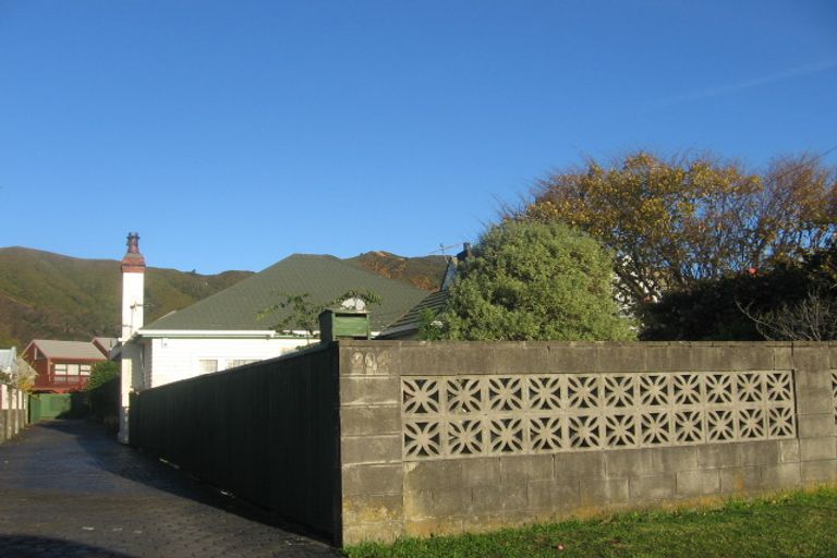 Photo of property in 202a Waiwhetu Road, Waterloo, Lower Hutt, 5011