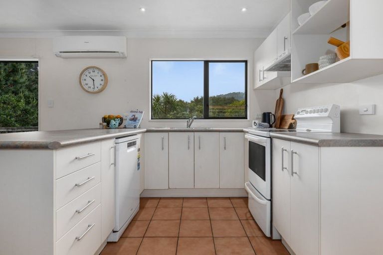 Photo of property in 8 Carvel Lane, Whitby, Porirua, 5024