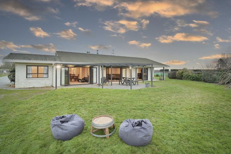 Photo of property in 285 Te Mata Mangateretere Road, Havelock North, 4180