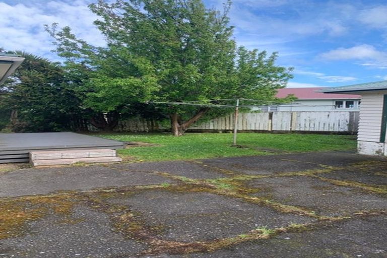 Photo of property in 19 Miles Crescent, Wainuiomata, Lower Hutt, 5014