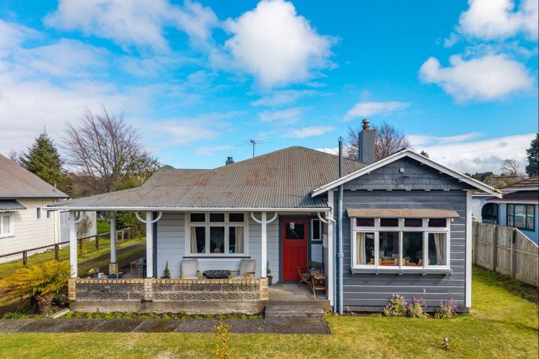 Photo of property in 44 Pitt Street, Raetihi, 4632