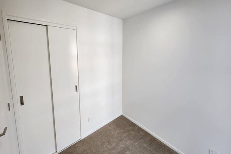 Photo of property in 33a Upjohn Street, Brooklands, New Plymouth, 4310