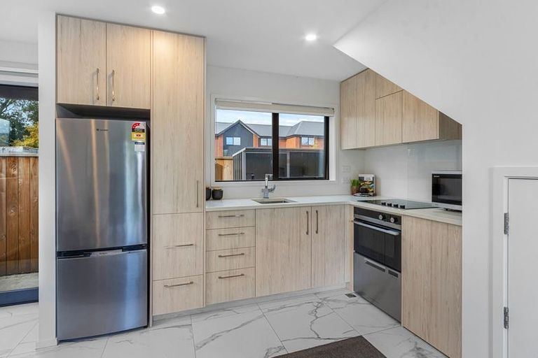 Photo of property in 2/64 Longfellow Street, Sydenham, Christchurch, 8023