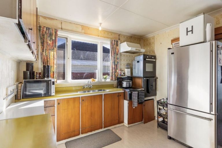 Photo of property in 82 Grove Road, Papakura, 2110