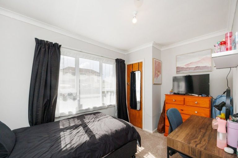 Photo of property in 50 Sheffield Street, Awapuni, Palmerston North, 4412