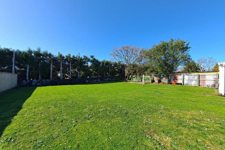 Photo of property in 9 Pukatea Street, Inglewood, 4330