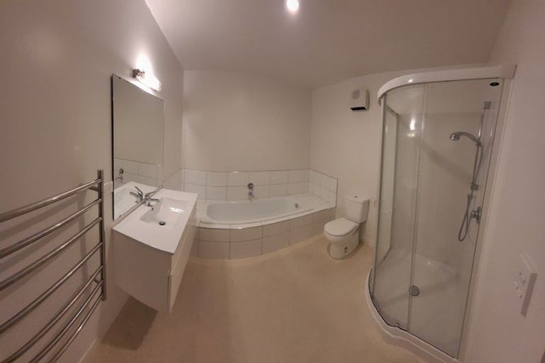 Photo of property in 130a Navigation Drive, Whitby, Porirua, 5024