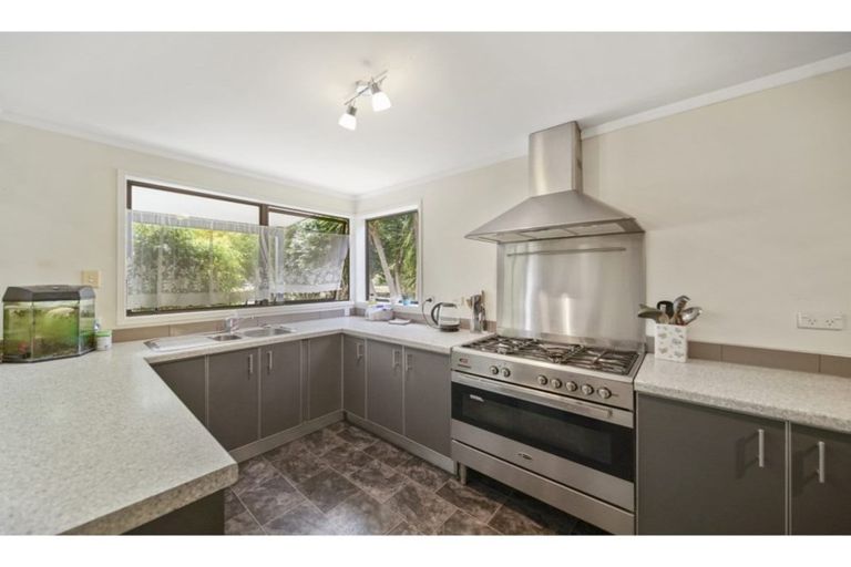 Photo of property in 78 Racecourse Road, Waiuku, 2123