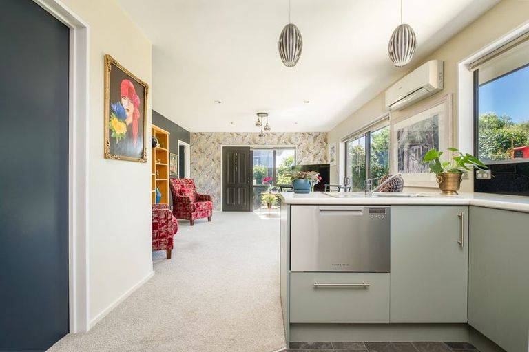 Photo of property in 9 Clinton Lane, Woolston, Christchurch, 8062