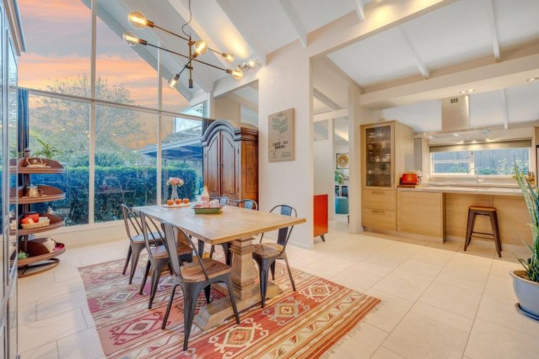 Photo of property in 20a Riverlea Avenue, Pakuranga, Auckland, 2010