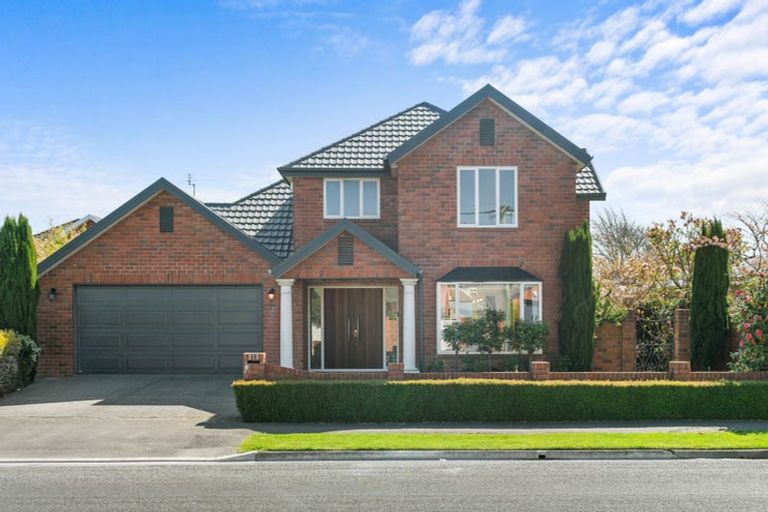 Photo of property in 313 Withells Road, Avonhead, Christchurch, 8042