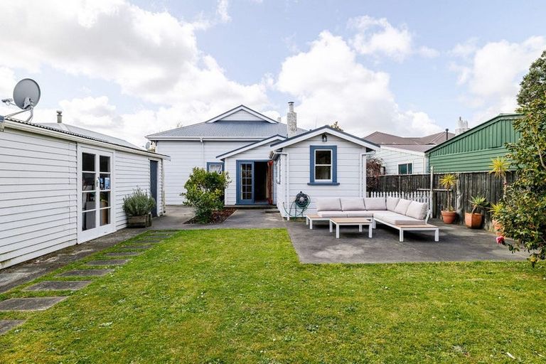 Photo of property in 30 Lombard Street, Palmerston North, 4410