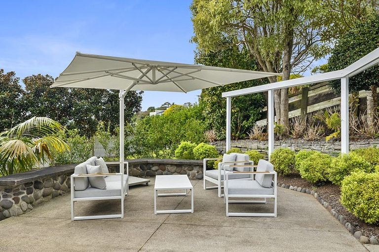 Photo of property in 70 Morley Street, New Plymouth, 4310