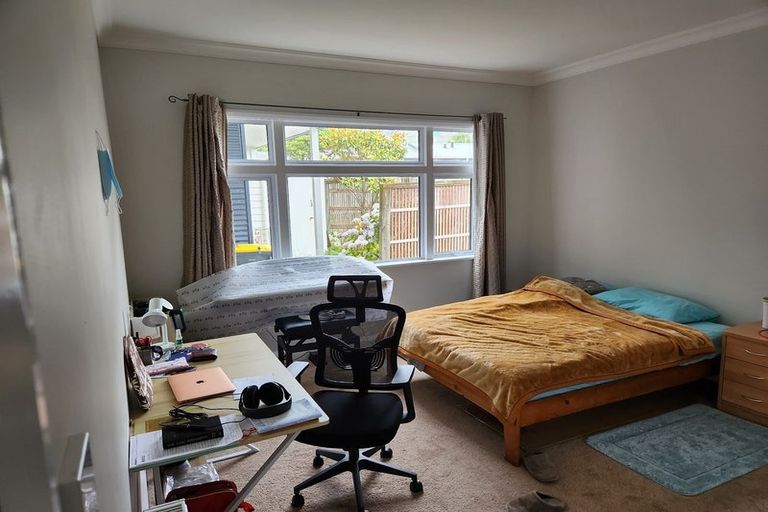 Photo of property in 64 Constable Street, Newtown, Wellington, 6021