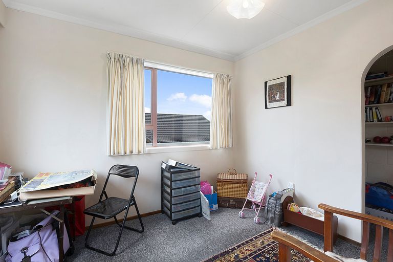 Photo of property in 20 Glendevon Place, Vauxhall, Dunedin, 9013
