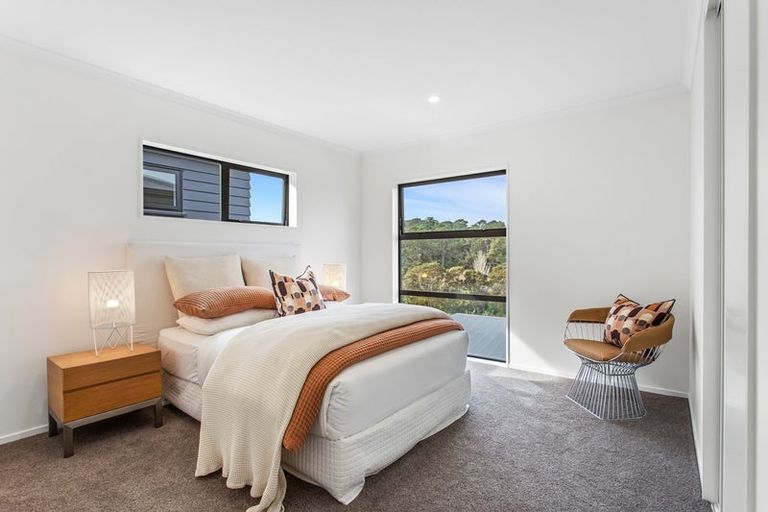 Photo of property in 25 William Calvert Drive, Swanson, Auckland, 0614